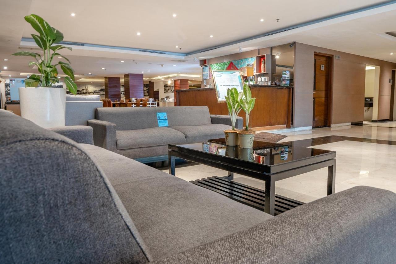 The 1O1 Malang Oj Hotel Екстериор снимка